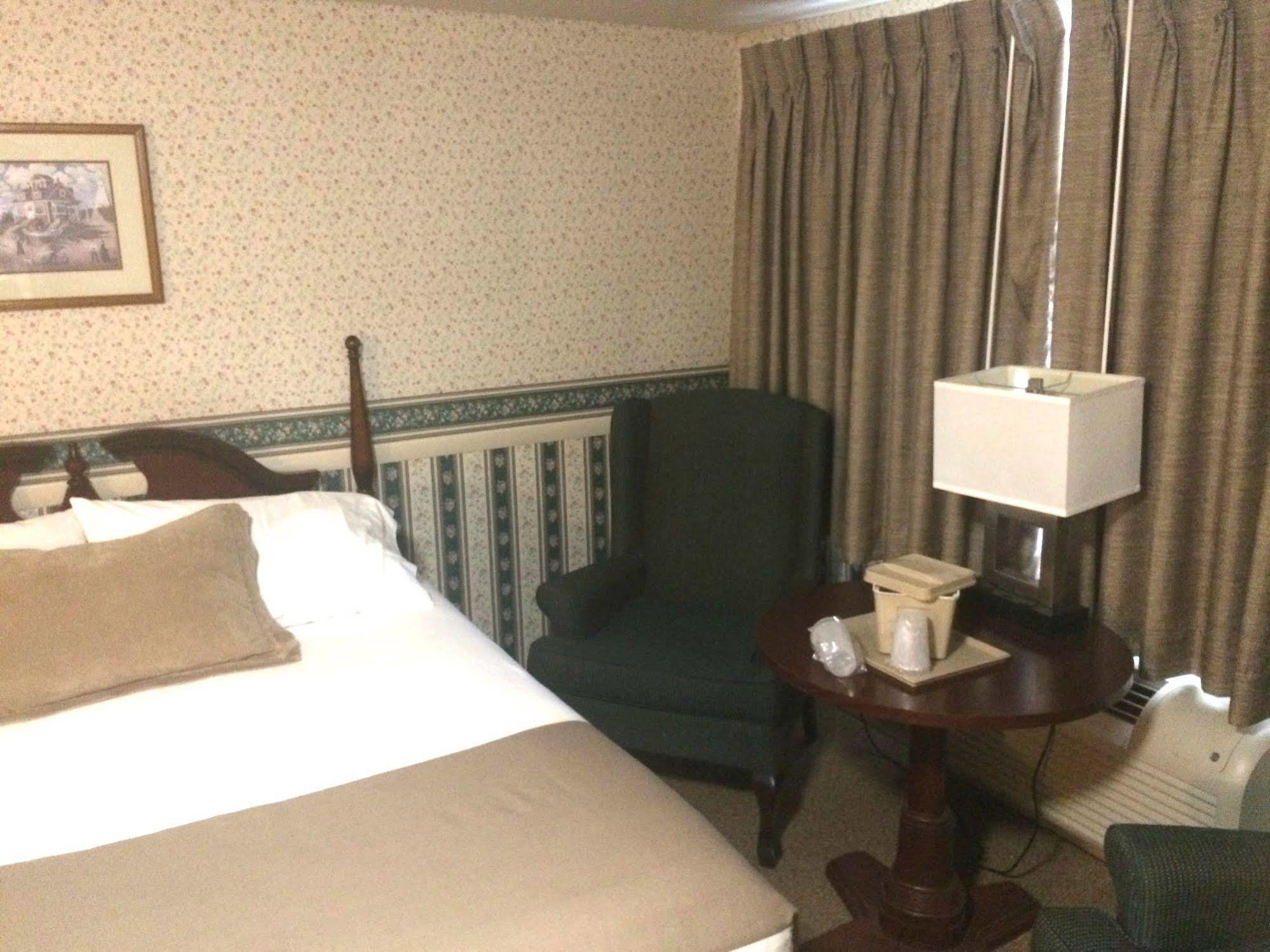 Coachman Inn Kittery Extérieur photo